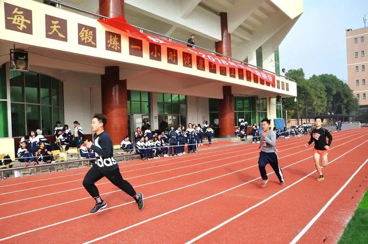 哪里补网球拍线比较好呢