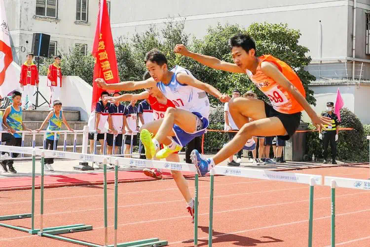 亮面网球拍怎么保养和清洗